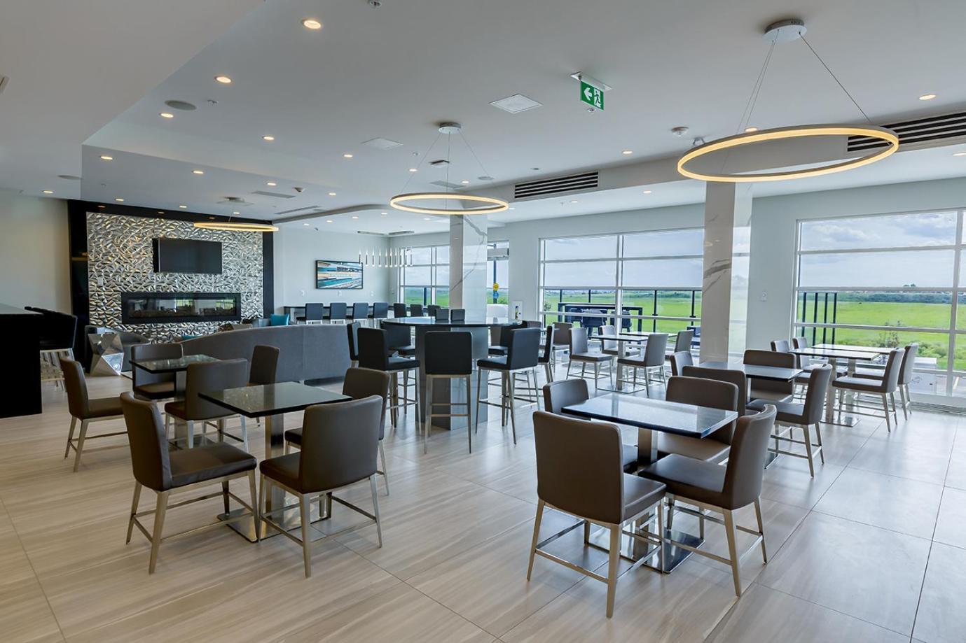 Executive Residency By Best Western Calgary City View North Eksteriør bilde